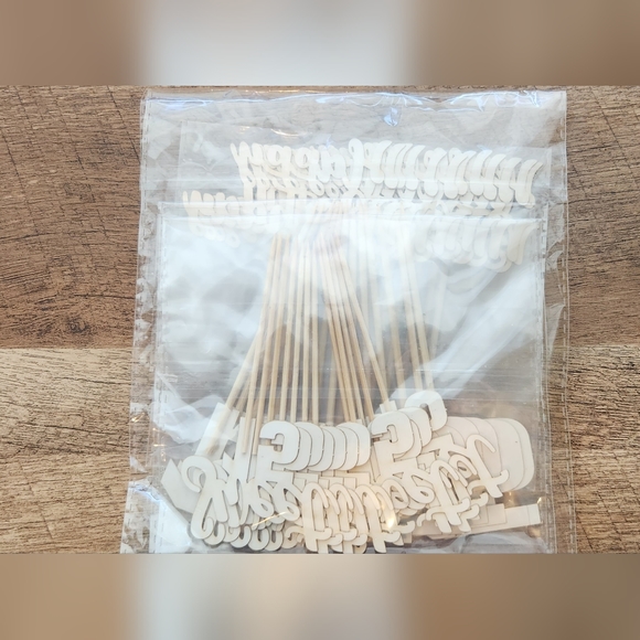 36 Pack Gold 15th Birthday Cupcake Toppers/Decorations - Picture 5 of 5